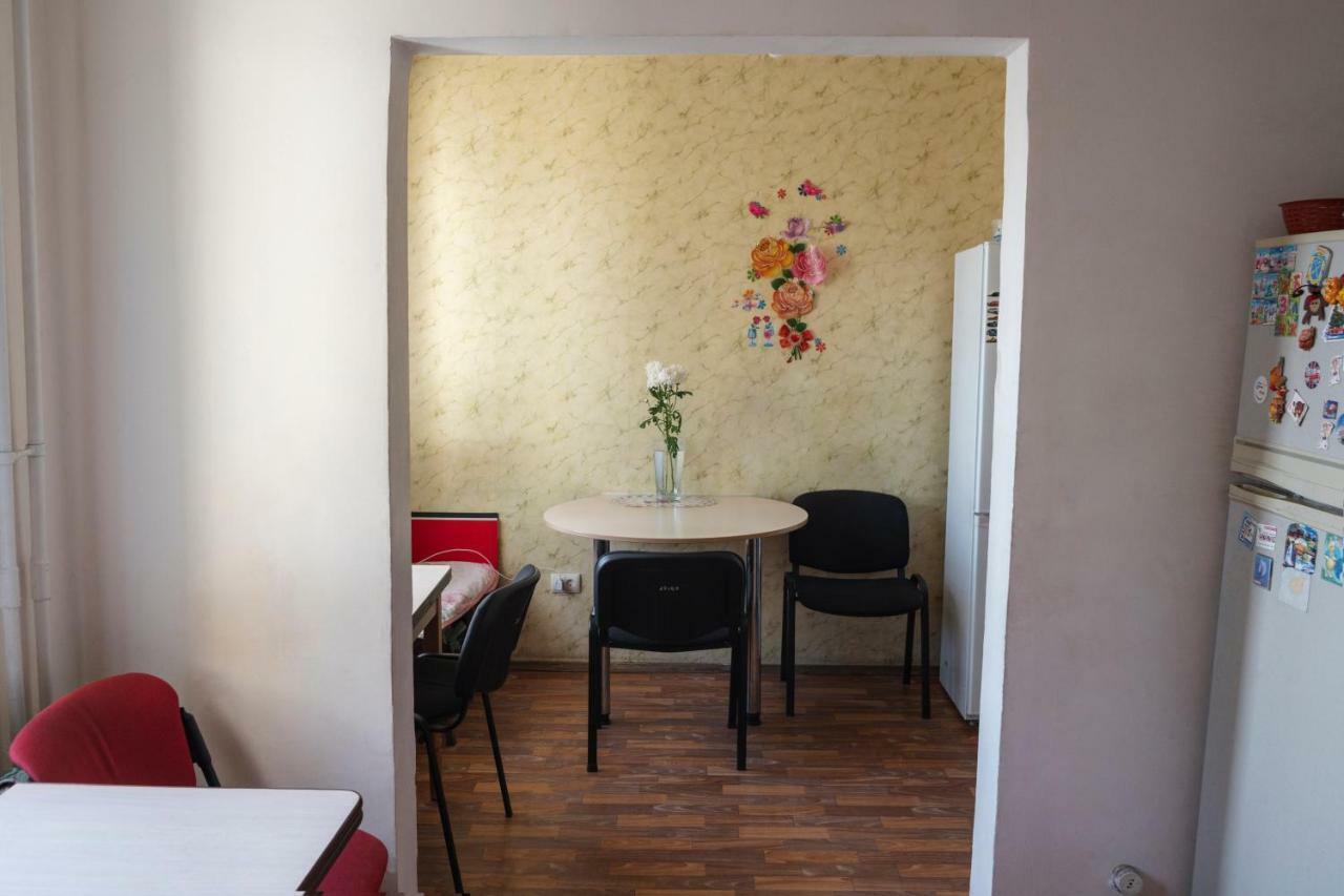 Panorama-Hostel Kiev Extérieur photo